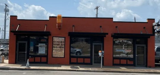 The Chatt Smokehouse storefront on E. M.L.K. Blvd, Chattanooga